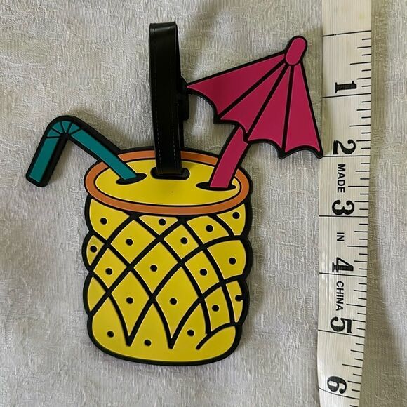 Luggage Tag Silicone Pineapple Cocktail Umbrella Tropical Coastal Beach - Picture 4 of 6
